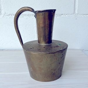 Vintage🥤Brass Water Pitcher Enscribed “Carp Diem” With Family Crest Engraving